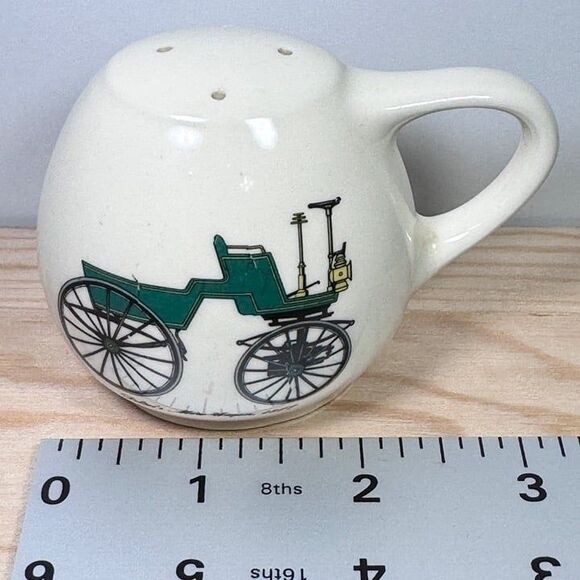 Antique Cars Salt & Pepper Shakers - Picture 7 of 8